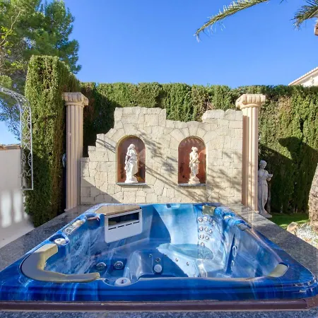 Villa Toscana By Interhome